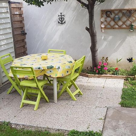 Superbe T2 Avec Jardin, Piscine-Enfant Et Parking Appartement Arles Buitenkant foto