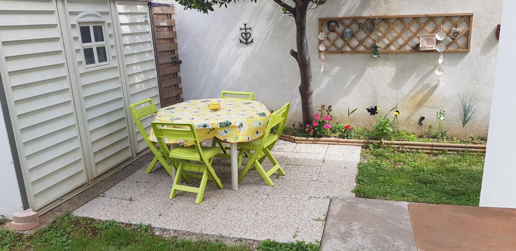 Superbe T2 Avec Jardin, Piscine-Enfant Et Parking Appartement Arles Buitenkant foto